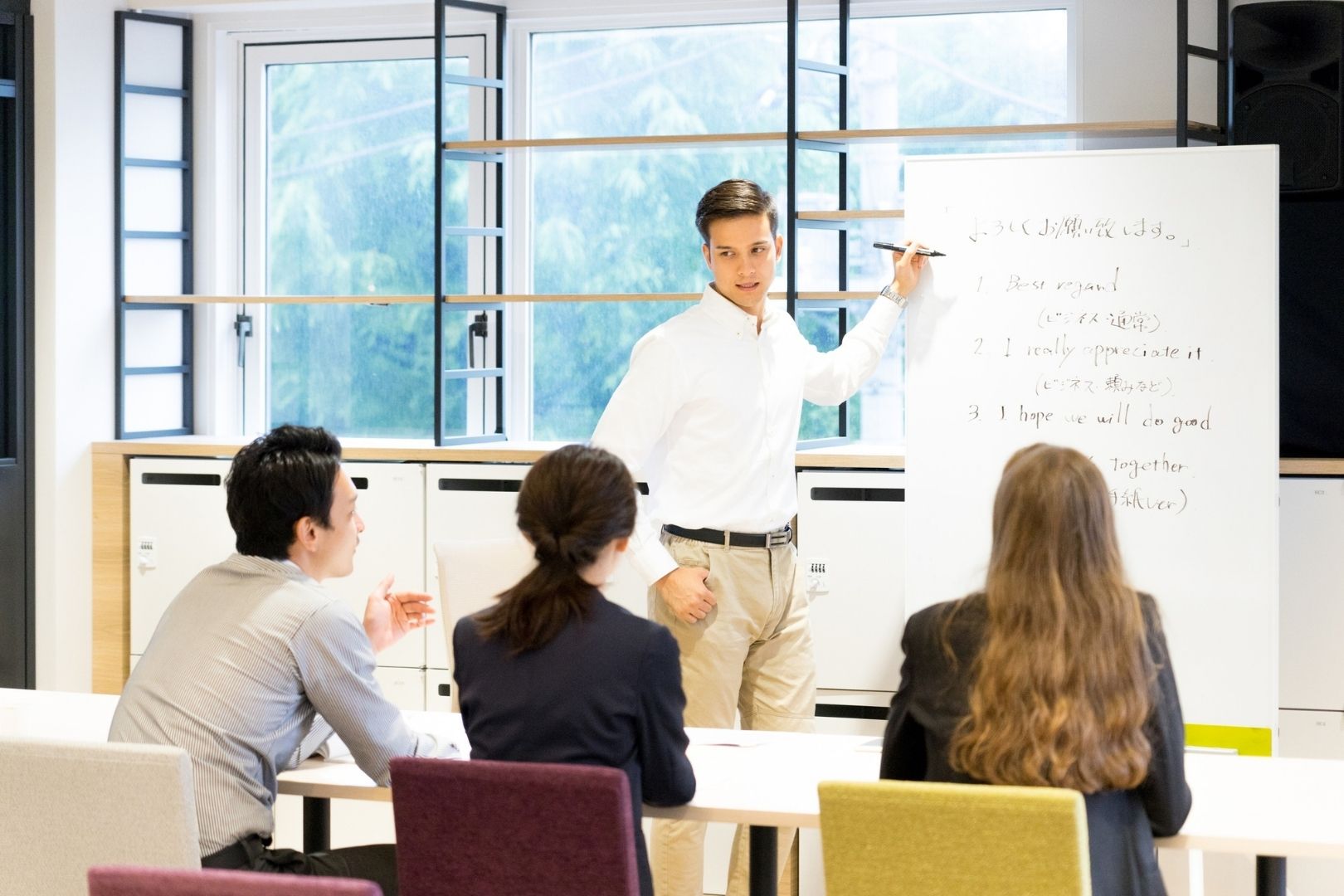 học tiếng anh.jpg