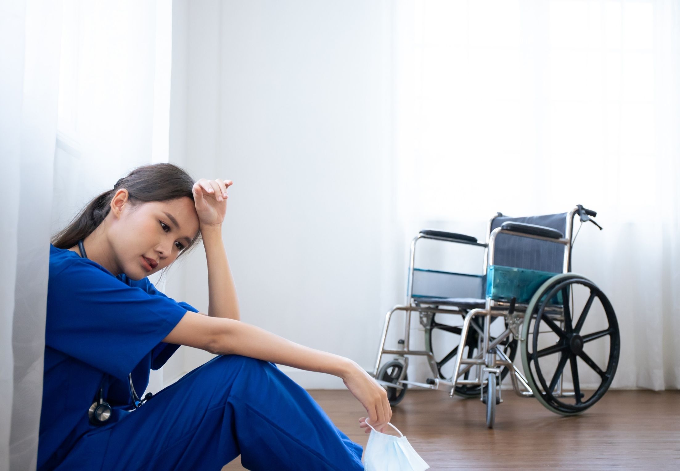 điều dưỡng trực đêm.jpg